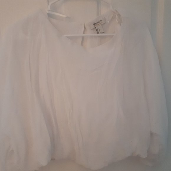 NWOT Forever 21 Size Small White blouse with sleeve cutouts - Picture 1 of 3